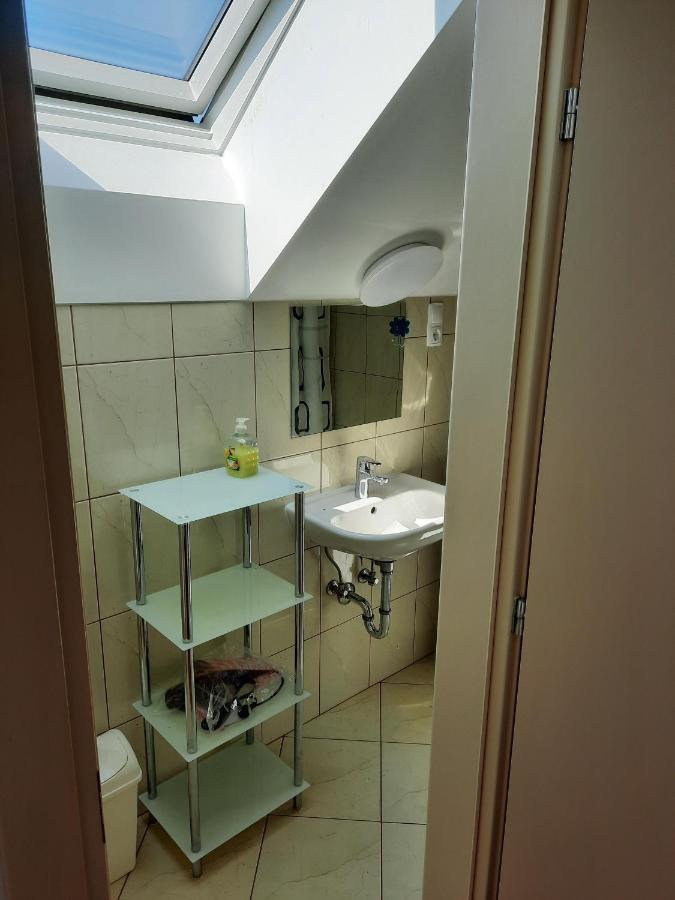 Apartma Smid Daire Škofja Loka Dış mekan fotoğraf
