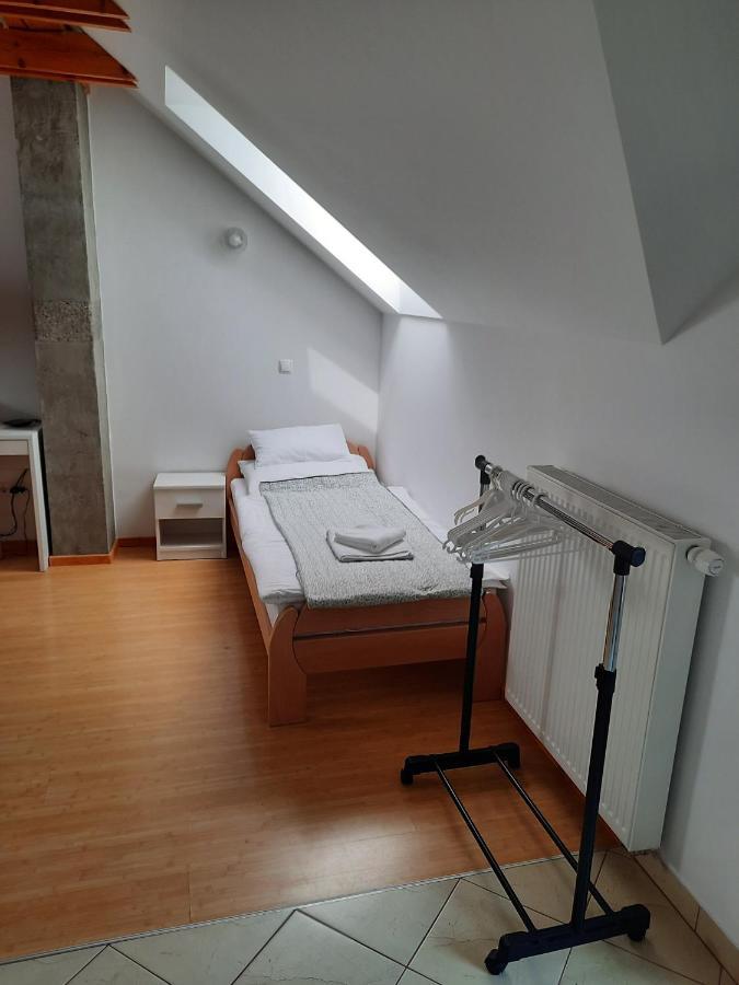 Apartma Smid Daire Škofja Loka Dış mekan fotoğraf